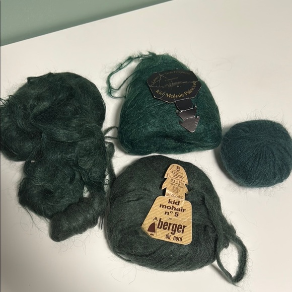 Green Mohair Yarn Lot - Picture 1 of 5